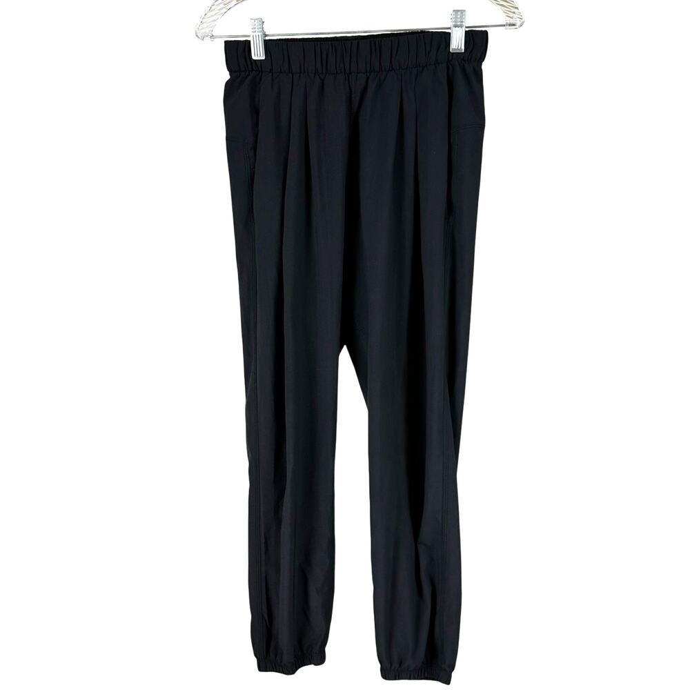 Lululemon Women's Black Elastic Waist Joggers Size 4 Good Used Condition